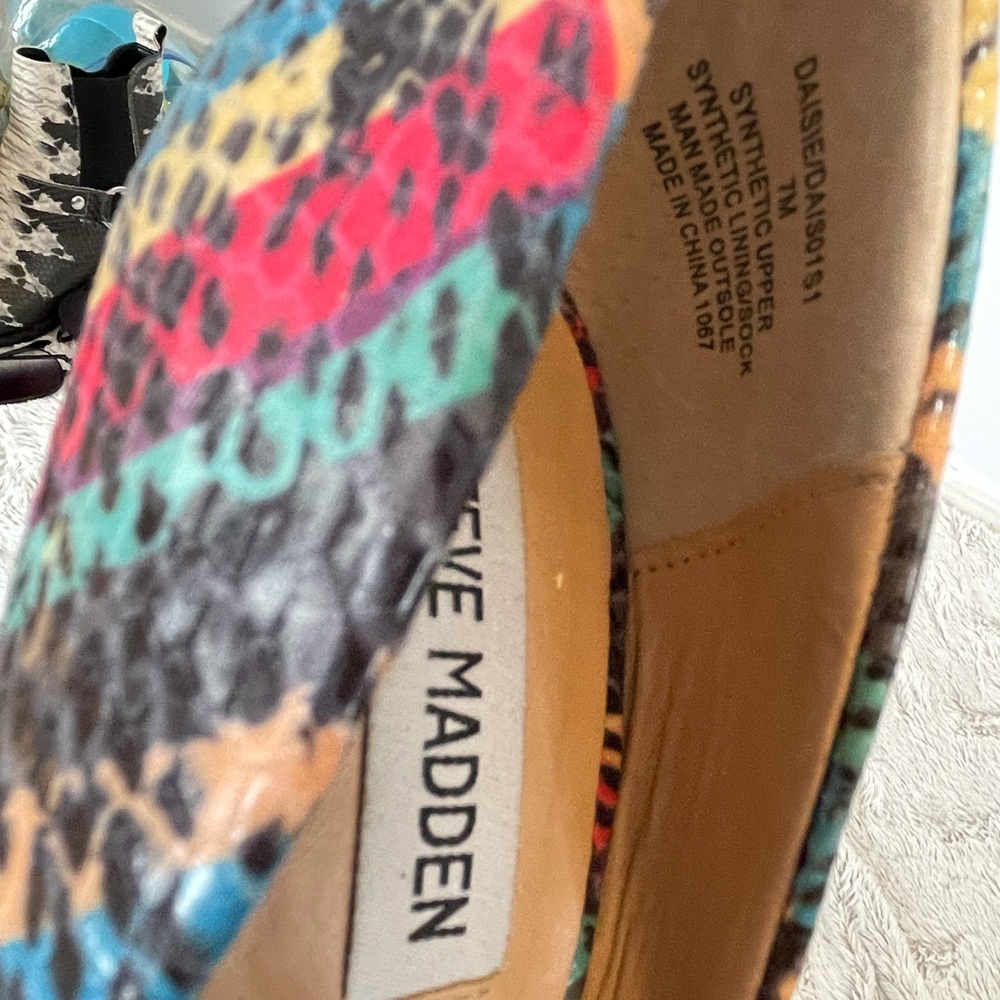 Colorful heels ❤️ - Picture 4 of 4